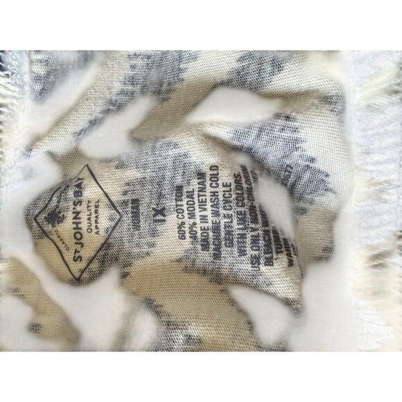 St. John’s Bay Deep Blue Chevron Print Boho Blouse - 1X - Picture 4 of 4